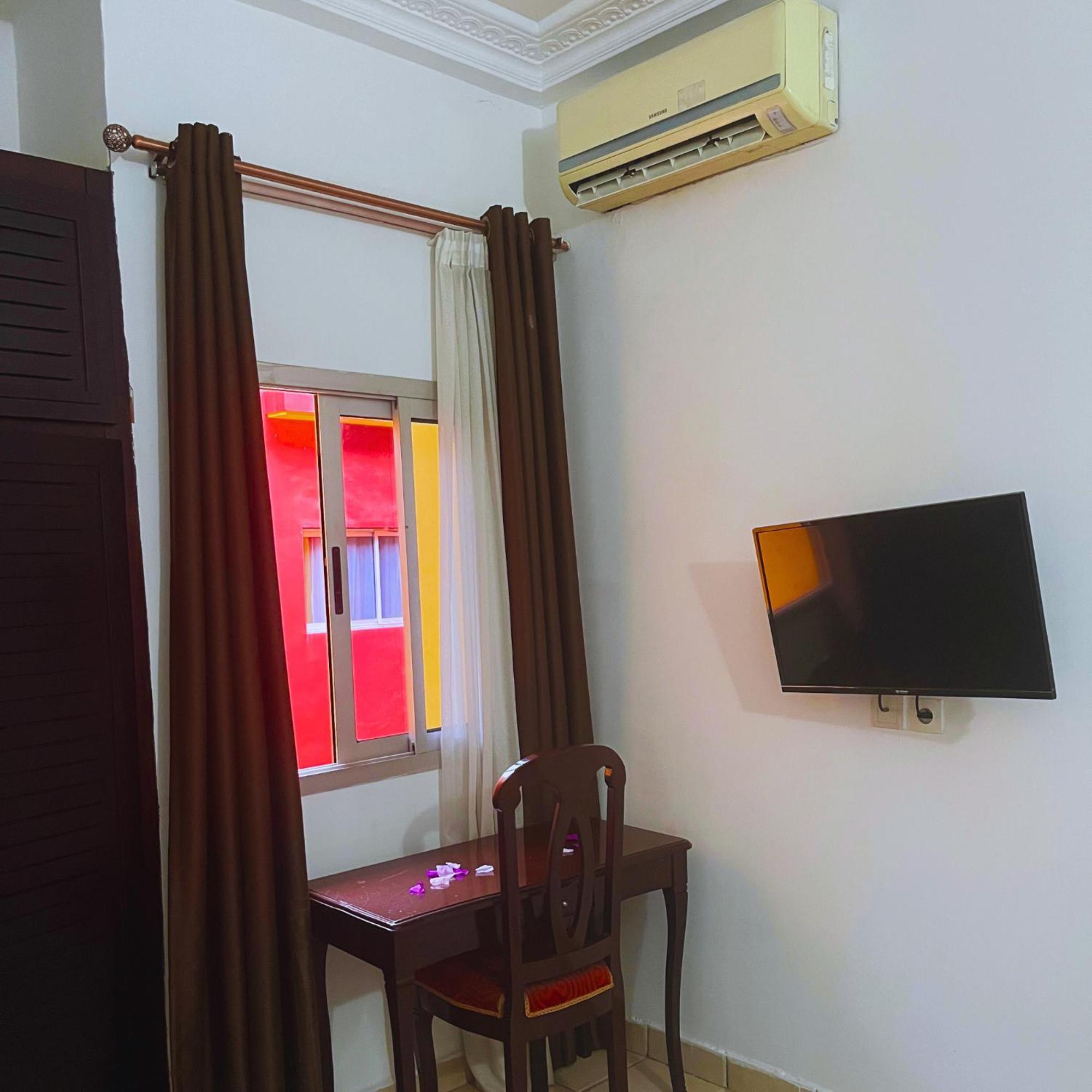 Cypa Hotel Абиджан Экстерьер фото