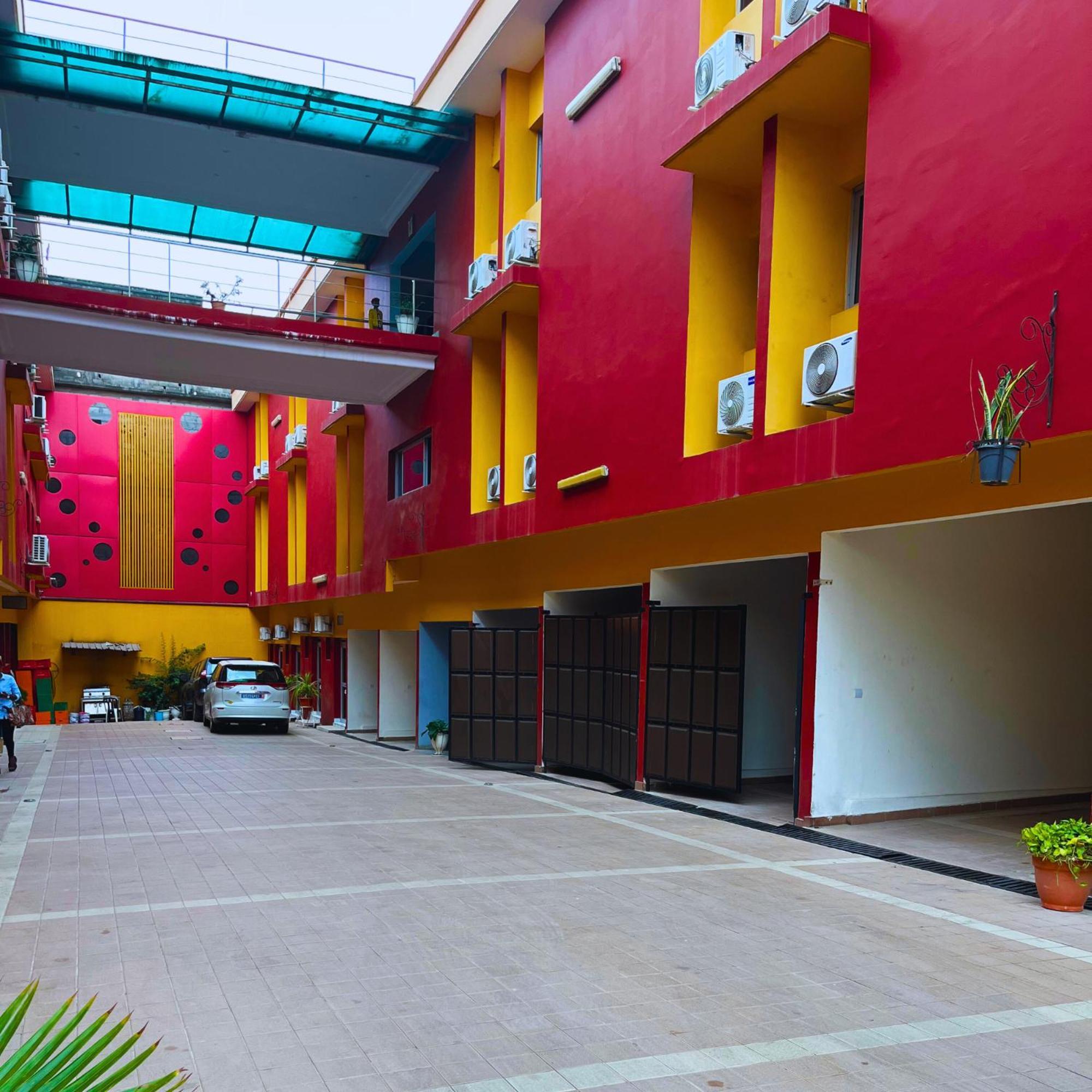 Cypa Hotel Абиджан Экстерьер фото